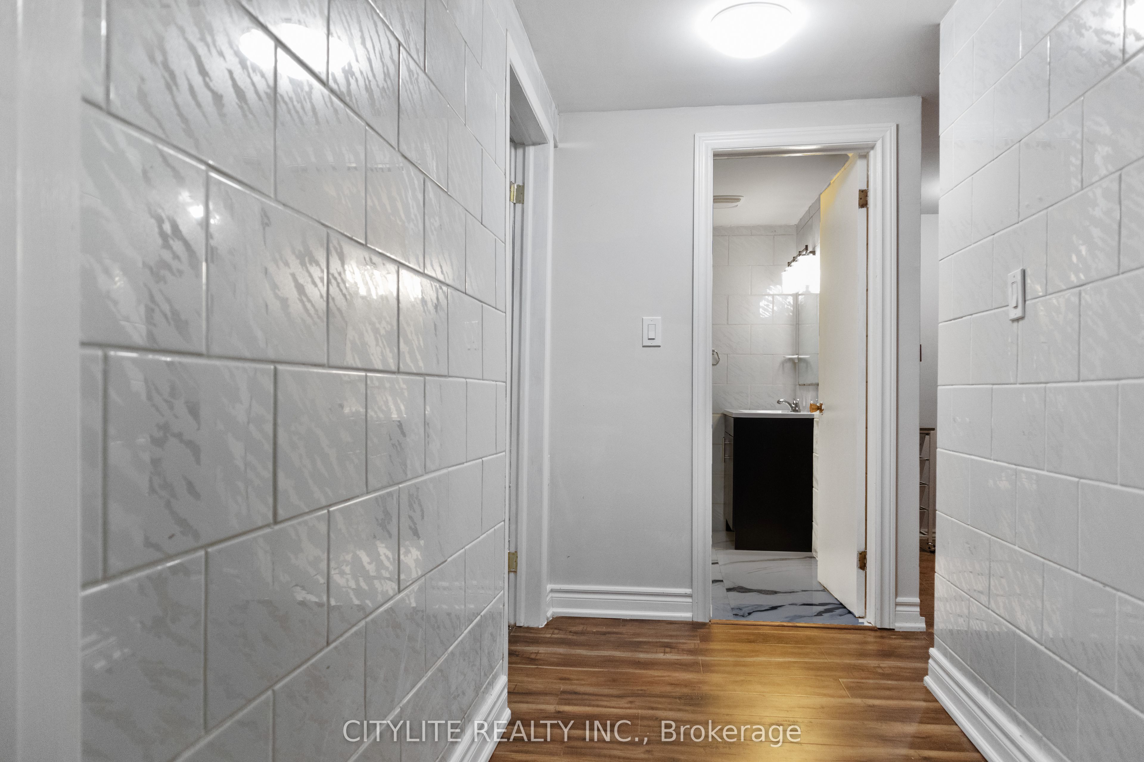 2 Emmeline Crescent