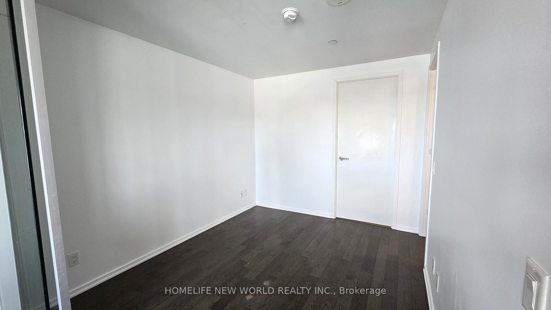 2 Bedrooms Condo at 12 Bonnycastle, Toronto For sale