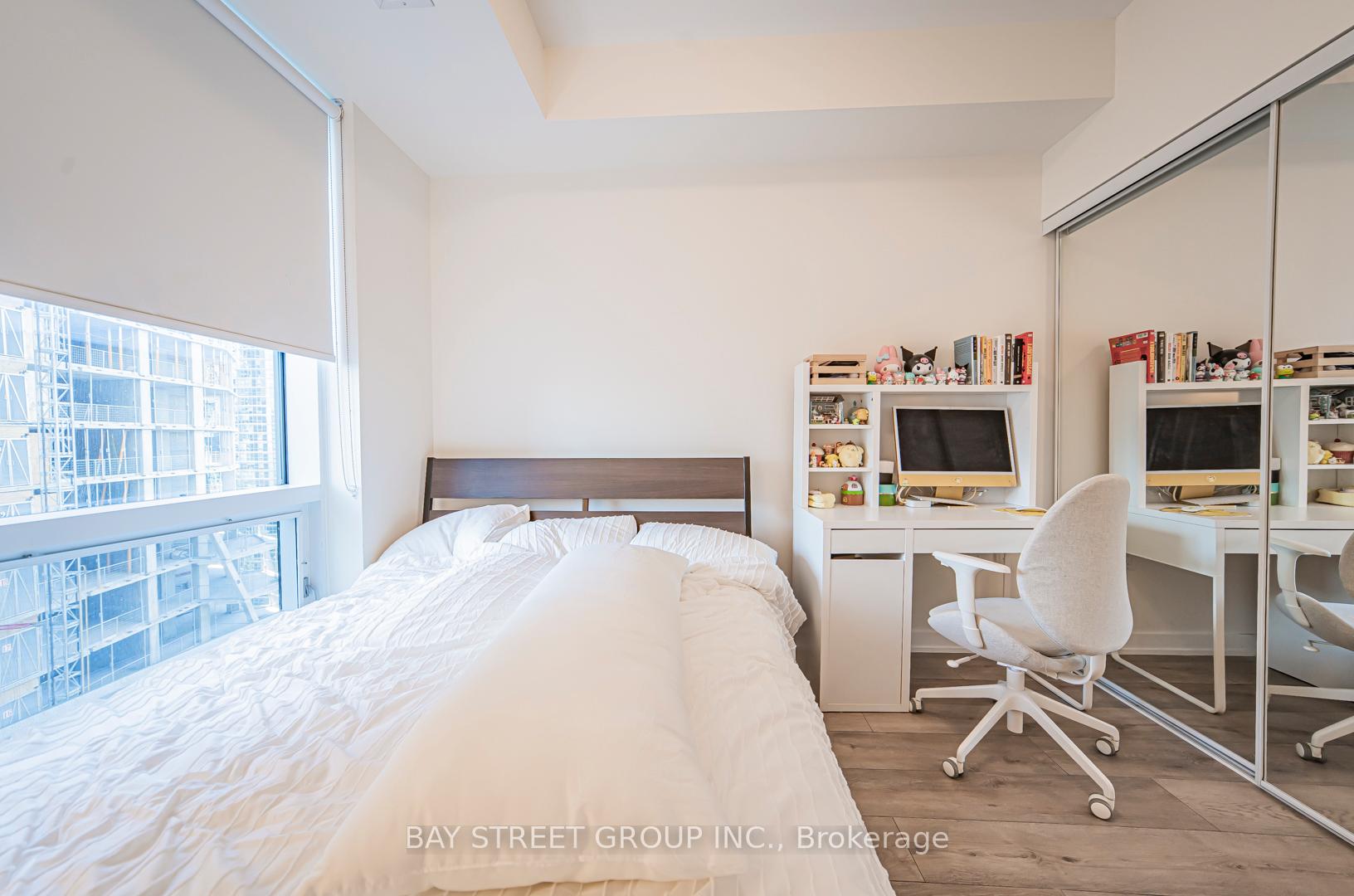 1 Bedroom Condo at 28 Freeland, Toronto For sale