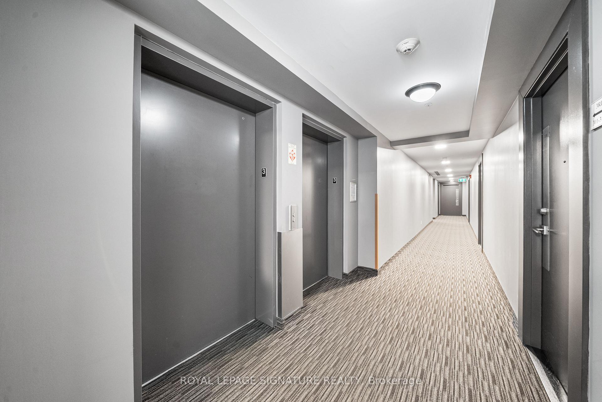2 Bedrooms Condo at 1284 Guelph, Burlington For sale