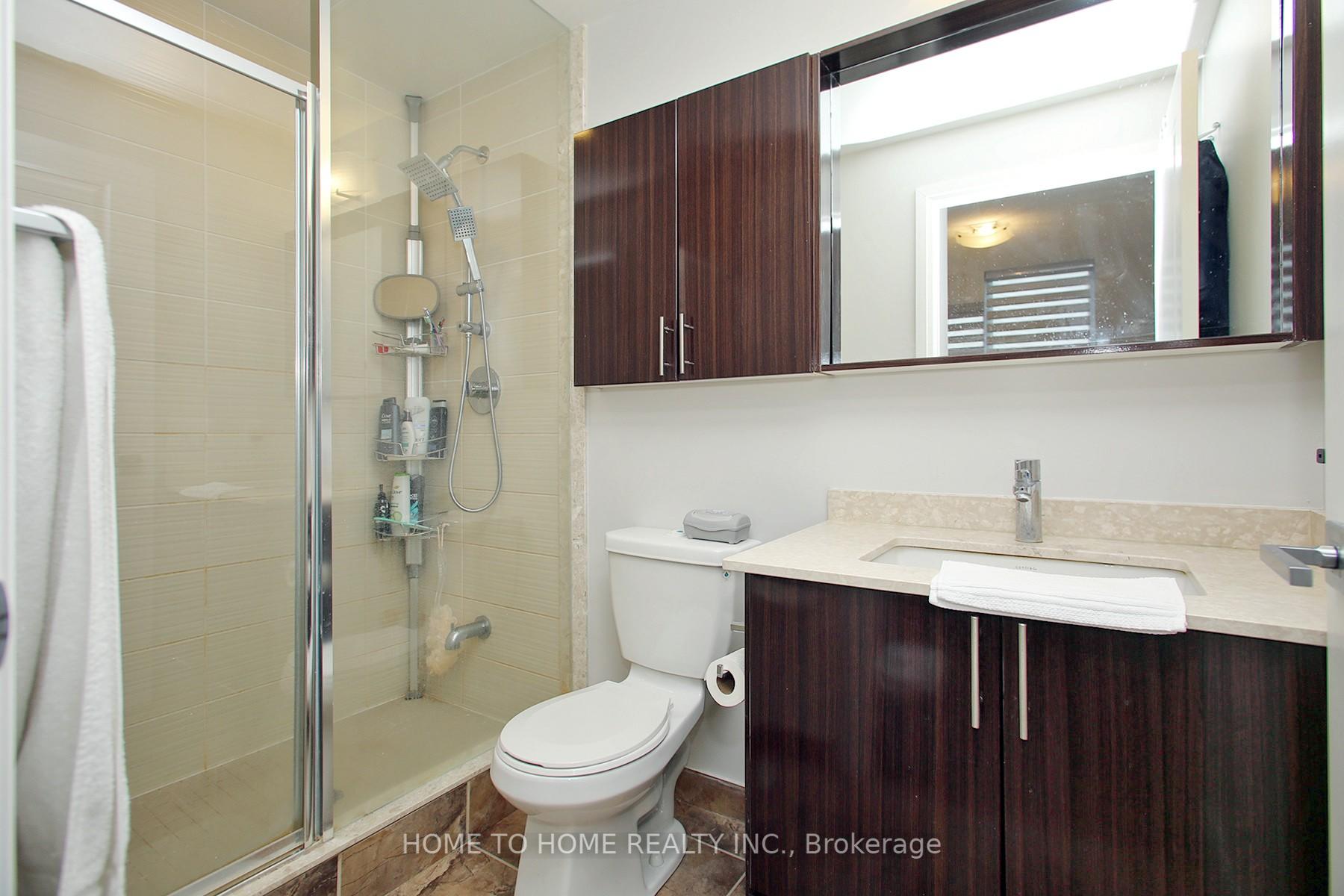 3 Bedrooms Condo at 85 North Park,  Vaughan For sale