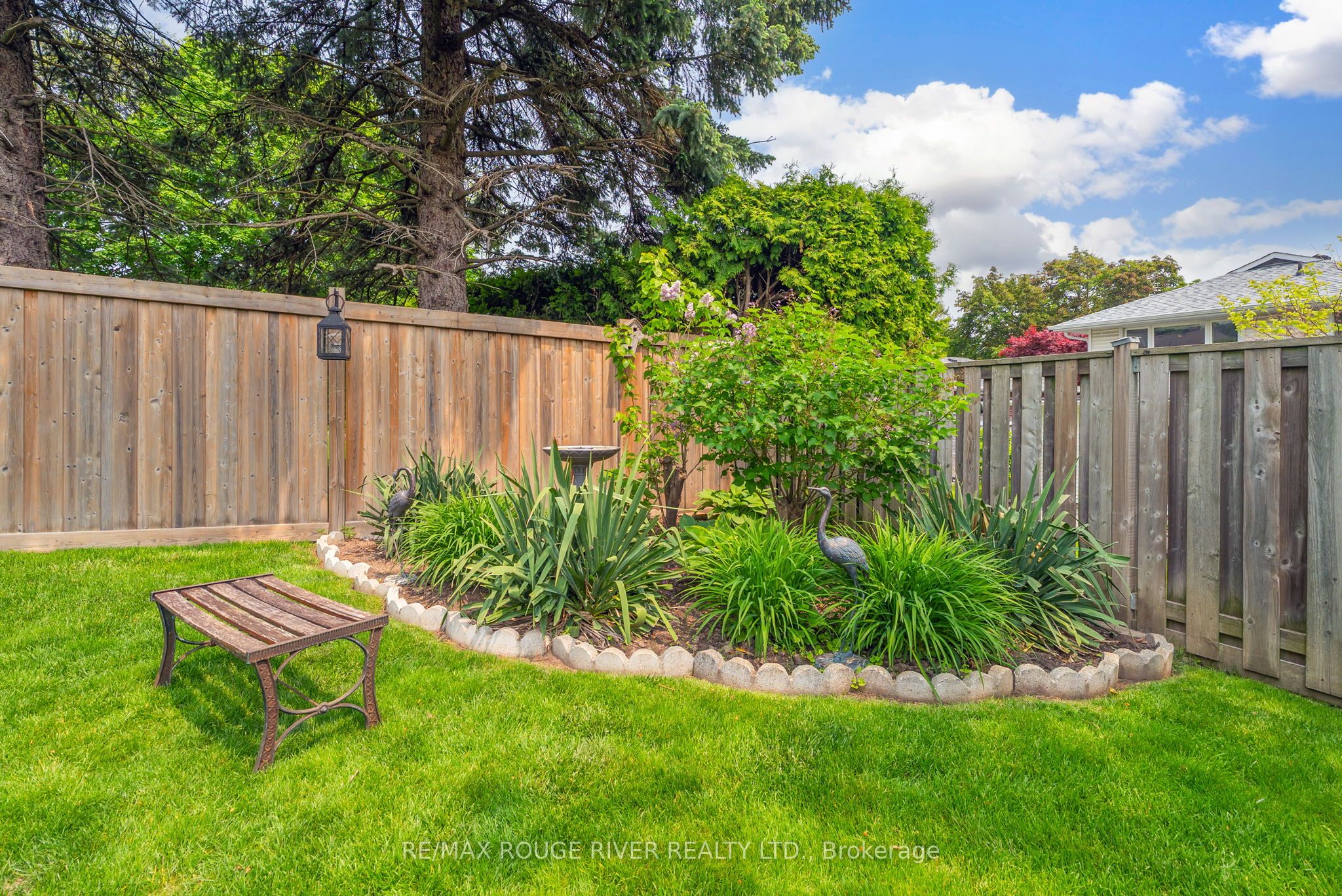 665 Jasmine Crescent
