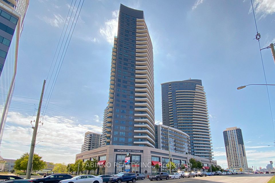 7171 Yonge