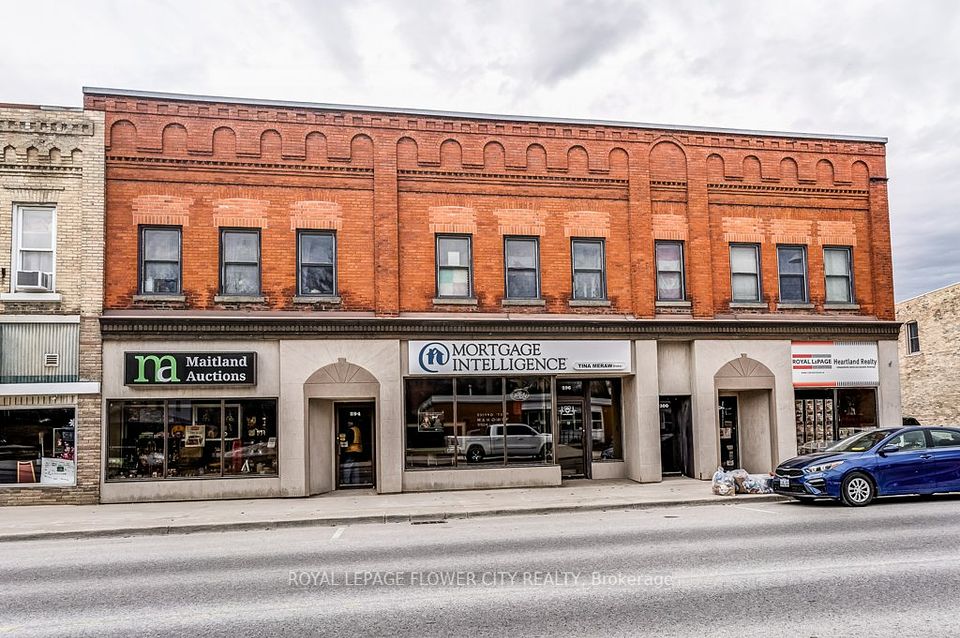 294-302 Josephine