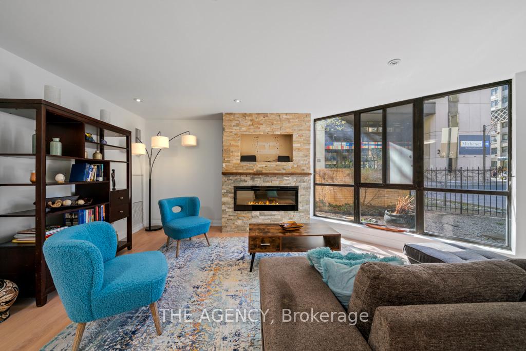 2 Bedrooms Condo at 211 St Patrick, Toronto For sale