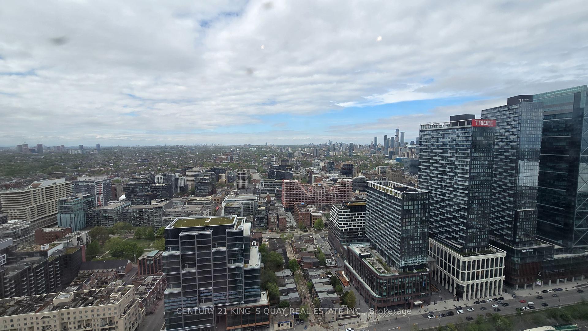 2 Bedrooms Condo at 21 Iceboat, Toronto For sale