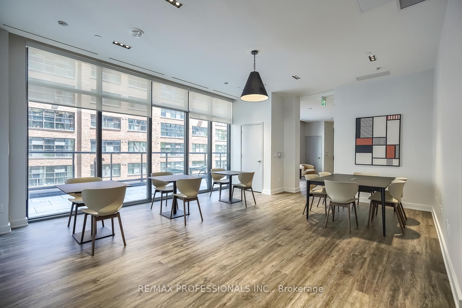 2 Bedrooms Condo at 65 Mutual, Toronto For sale