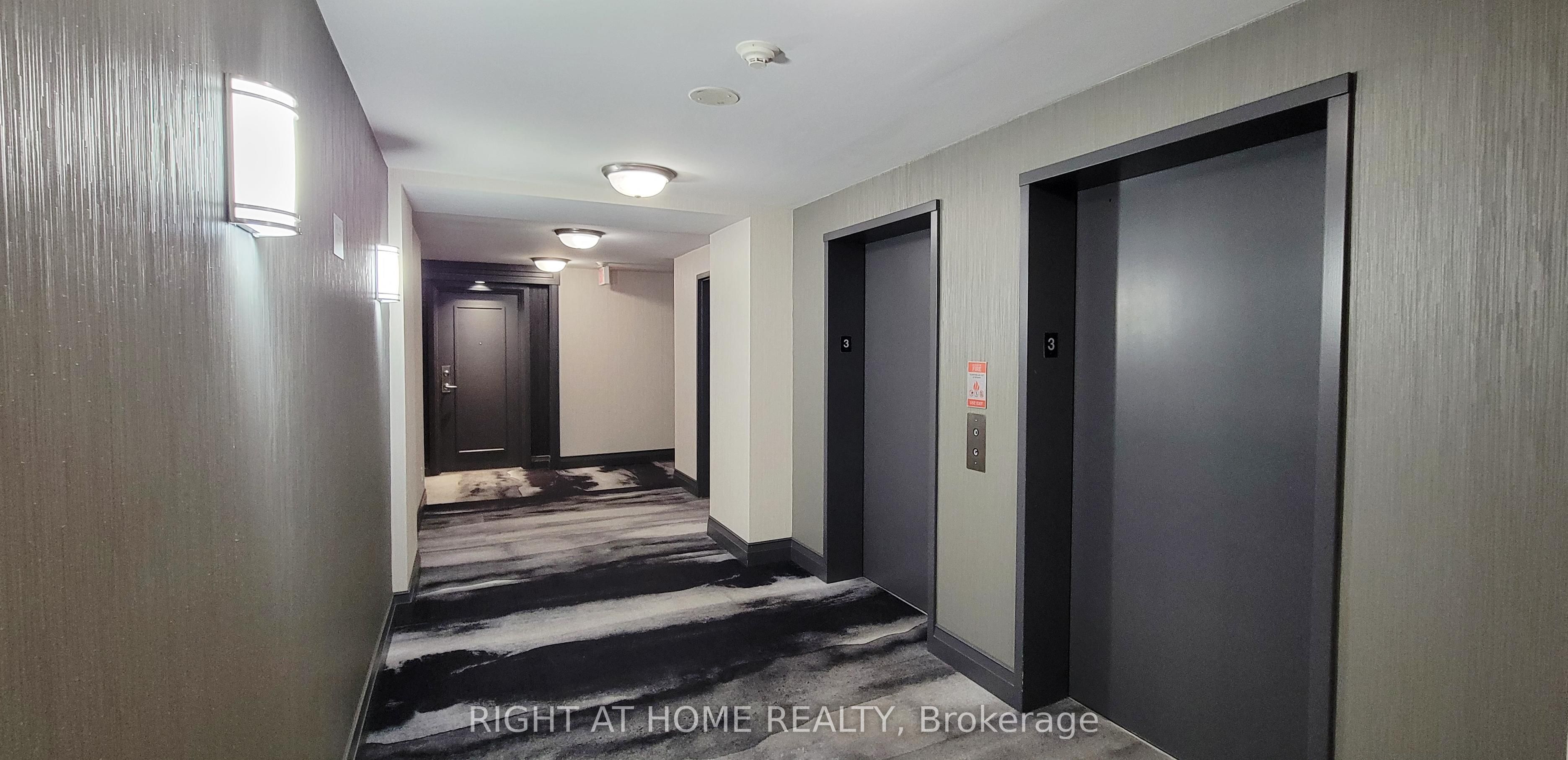60 Disera Drive, #306
