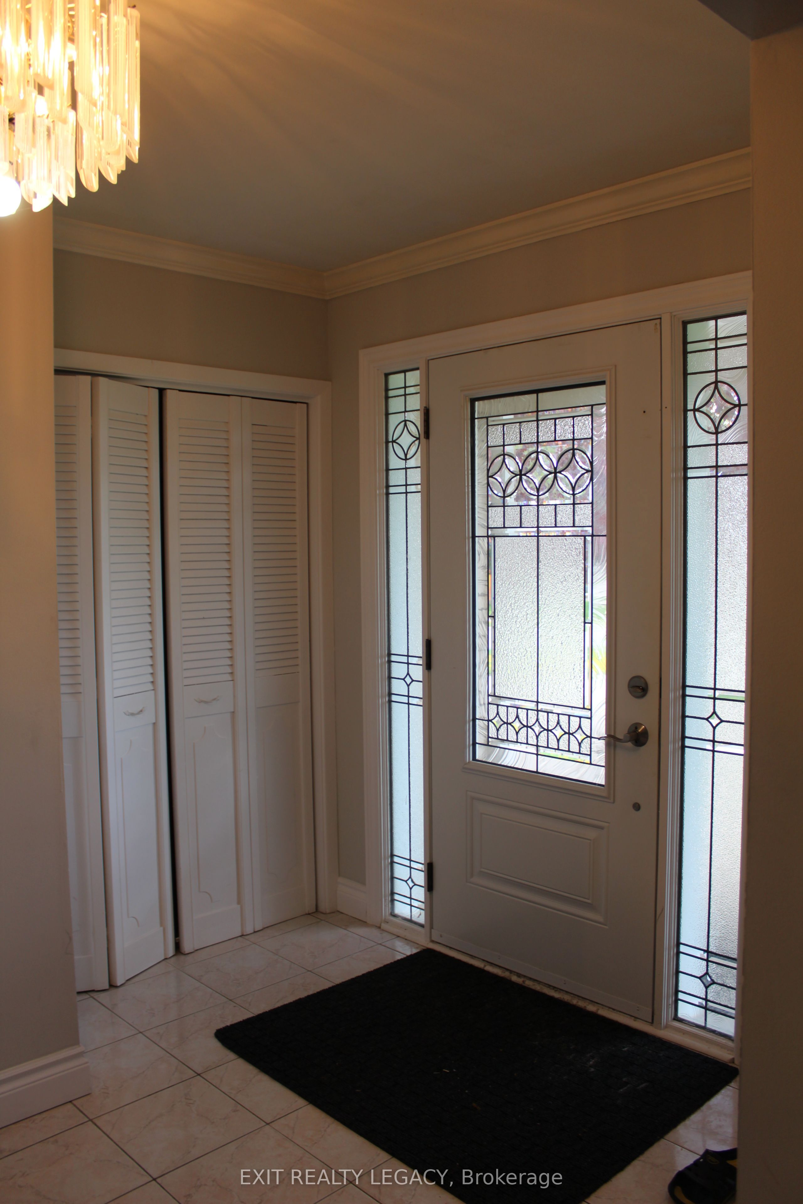 89 Bond Crescent