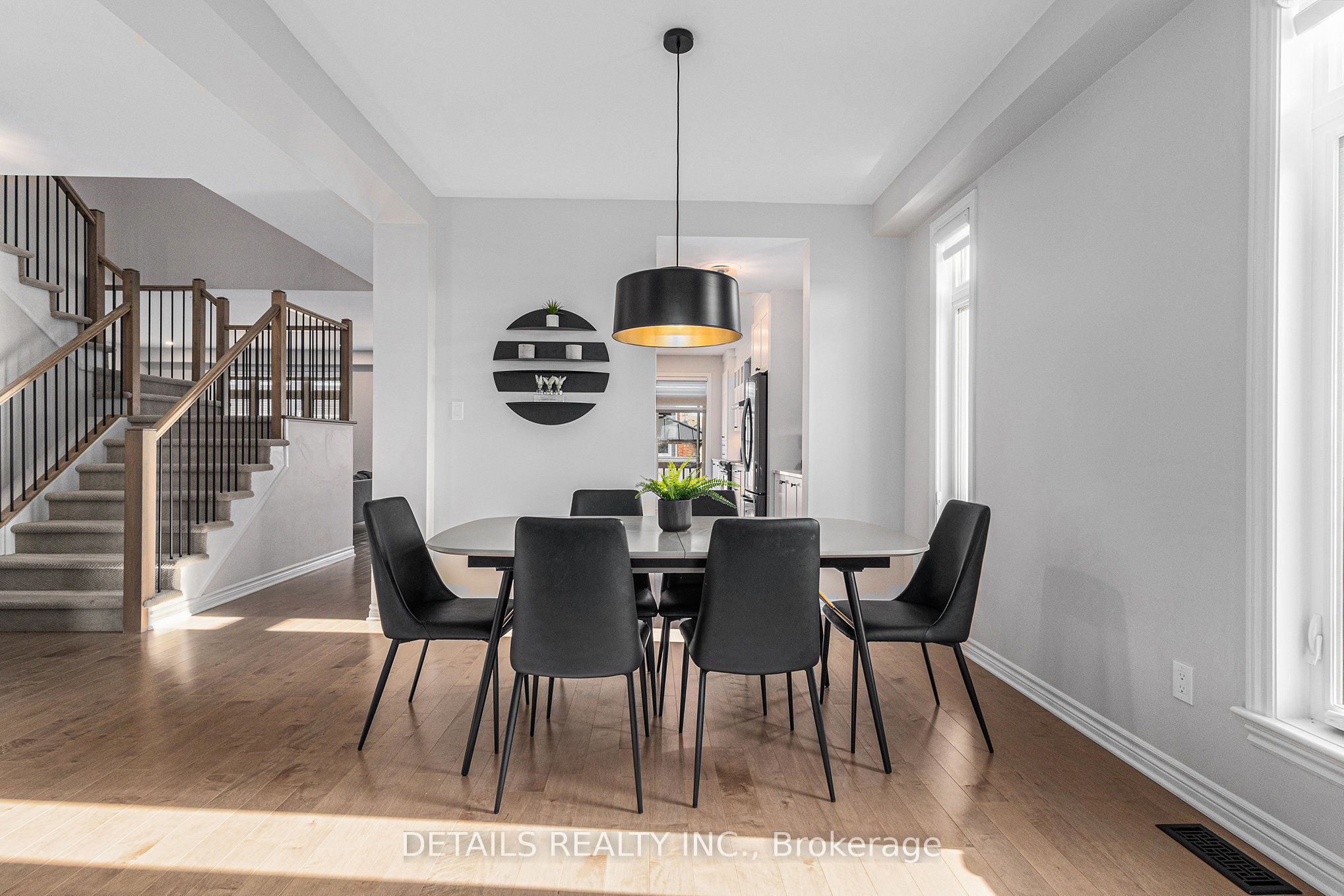 480 Famille Laporte Avenue, Orleans - Cumberland and Area 1110 - Camelot
