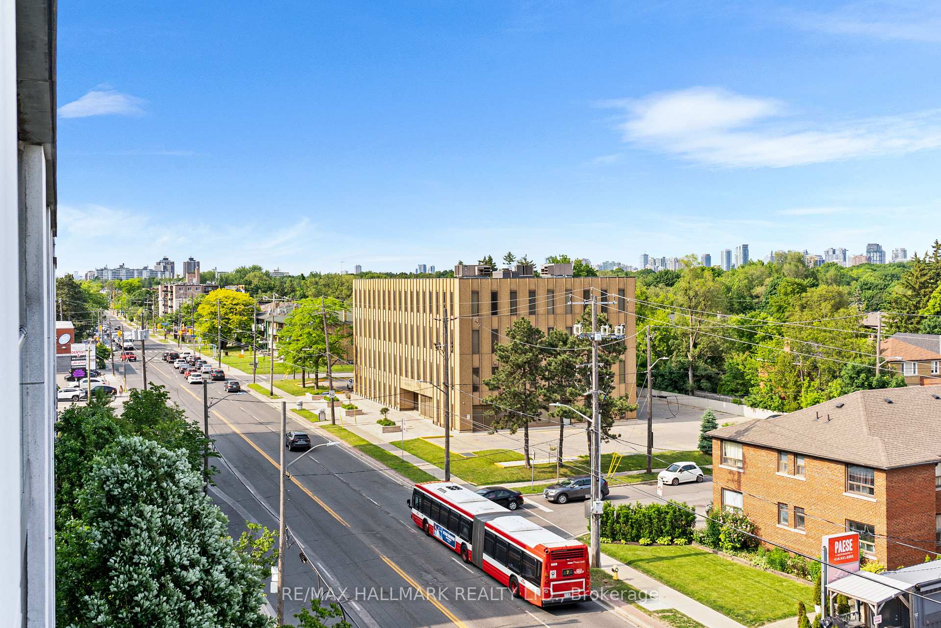 2 Bedrooms Condo at 3830 Bathurst, Toronto For sale