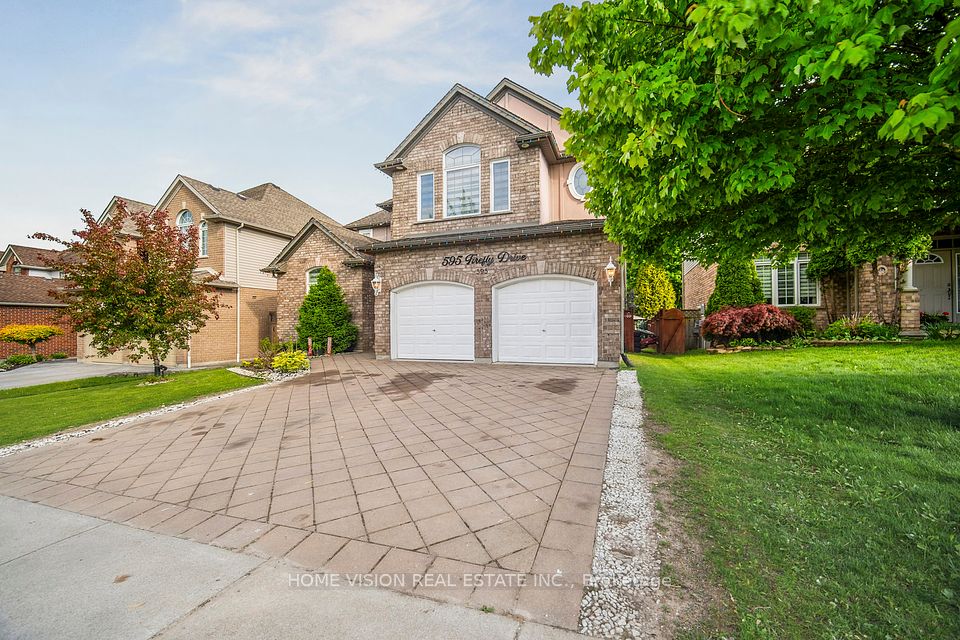 595 Firefly Drive, London North, ON N5X 0E2