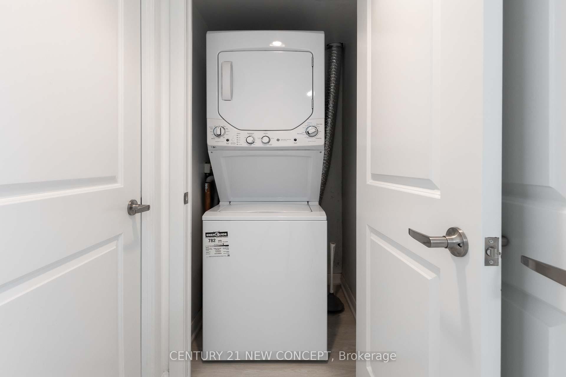 2 Bedrooms Condo at 4968 Yonge, Toronto For sale