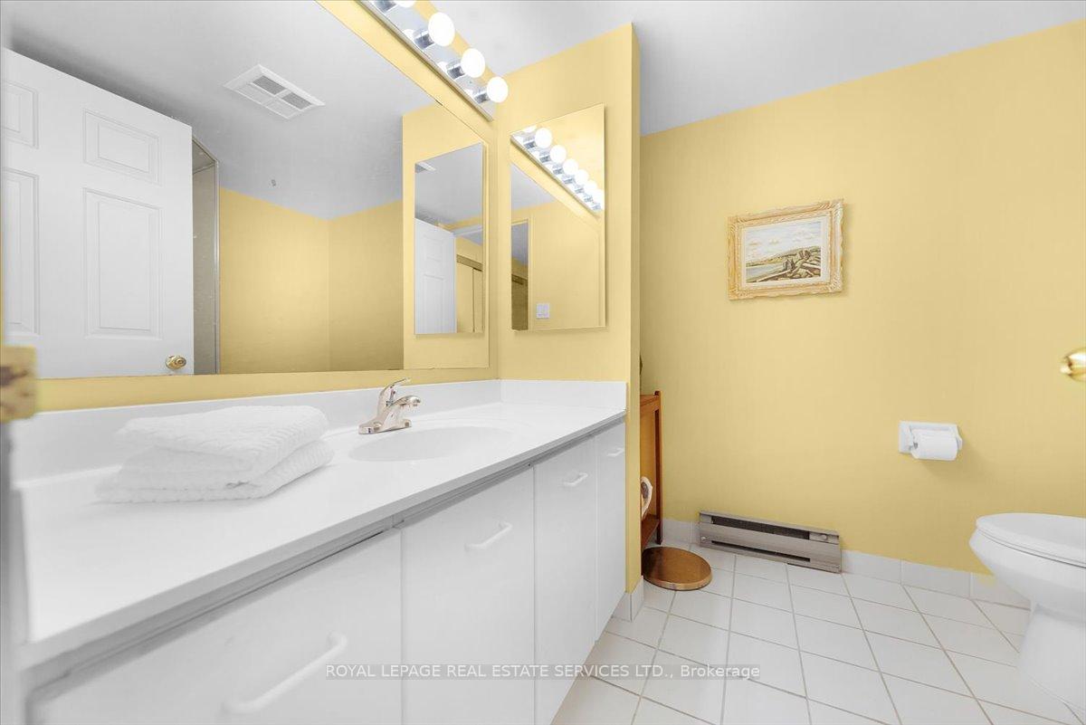 3 Bedrooms Condo at 271 Ridley, Toronto For sale