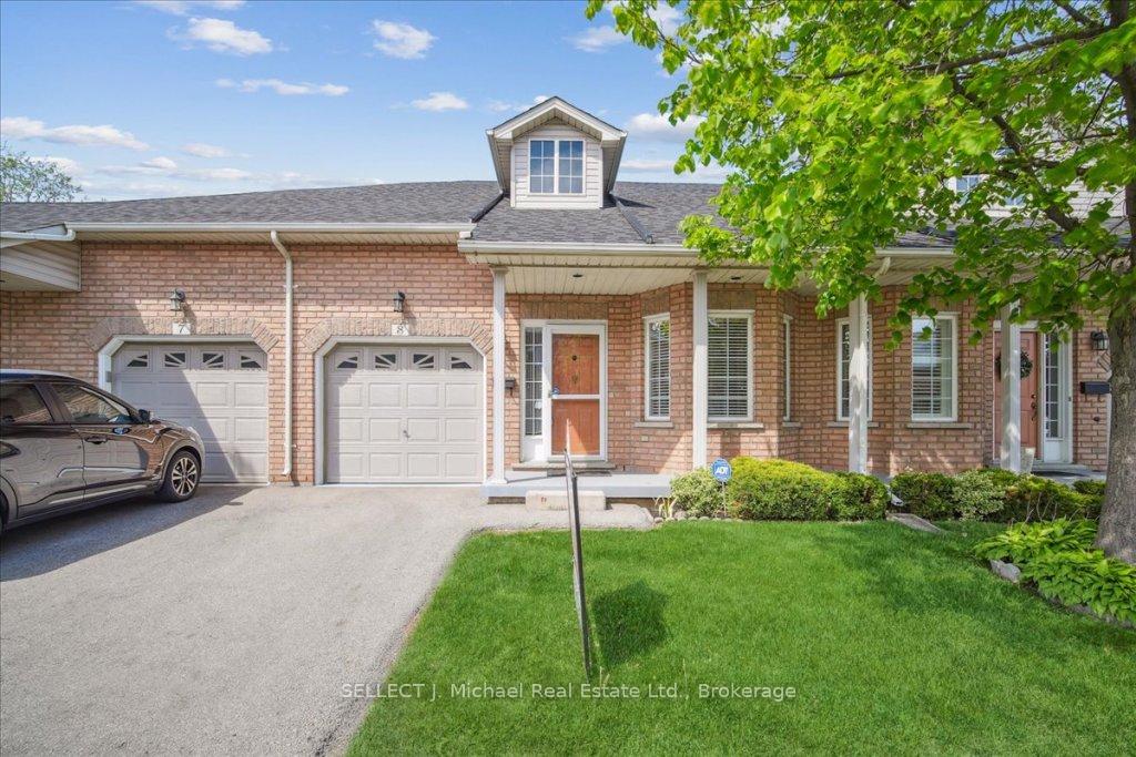 3 Bedrooms Condo at 213 Nash, Hamilton For sale