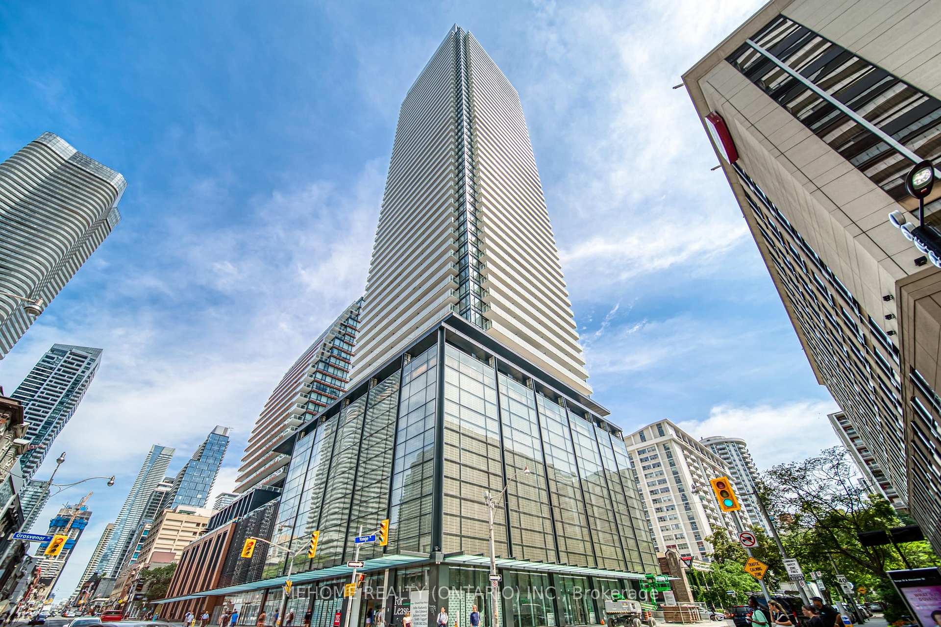 3 Bedrooms Condo at 501 Yonge, Toronto For sale