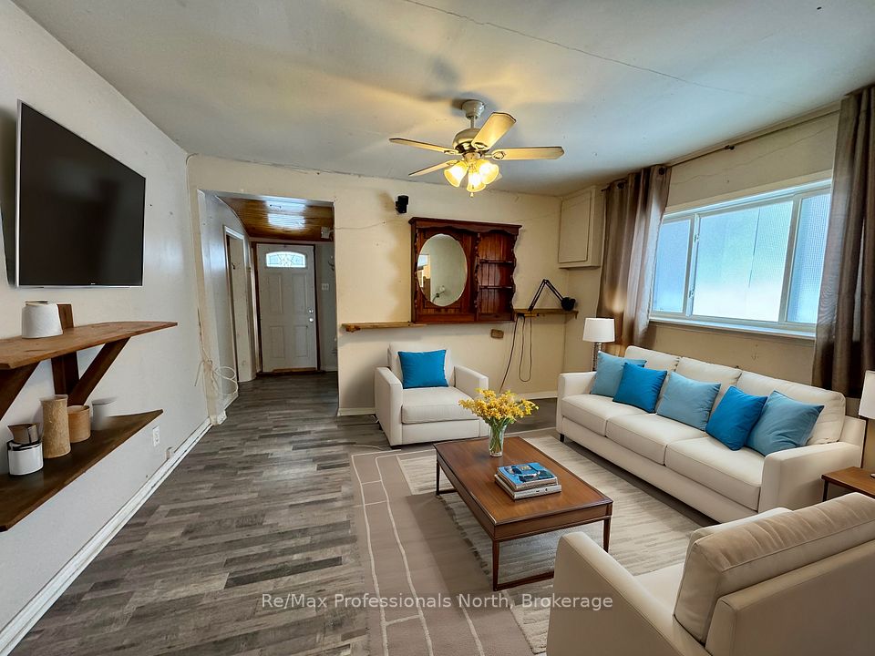 360 MUSKOKA BEACH Road