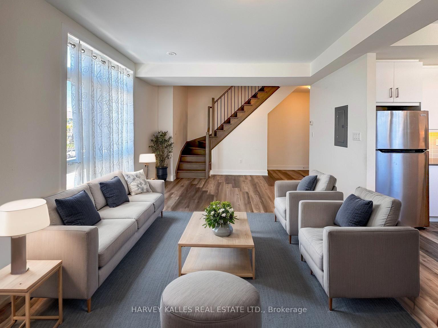 9 Phelps Lane 270