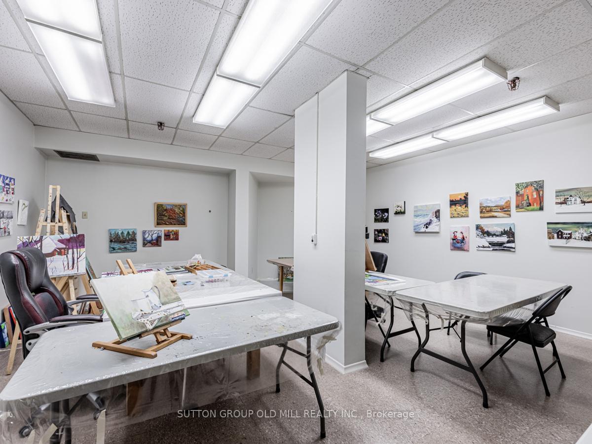 3 Bedrooms Condo at 288 Mill, Toronto For sale