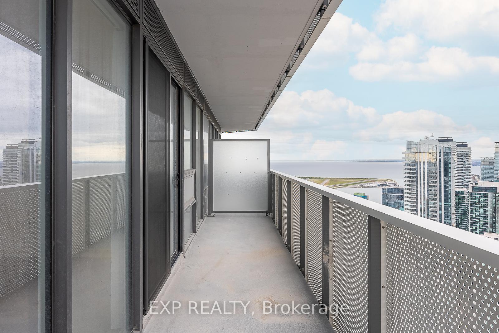 1 Bedroom Condo at 138 Downes, Toronto For sale