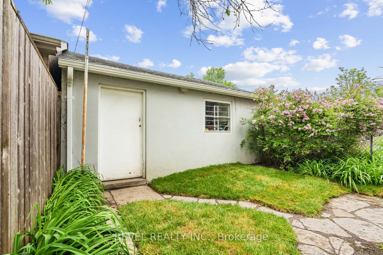 58 Westminster Avenue