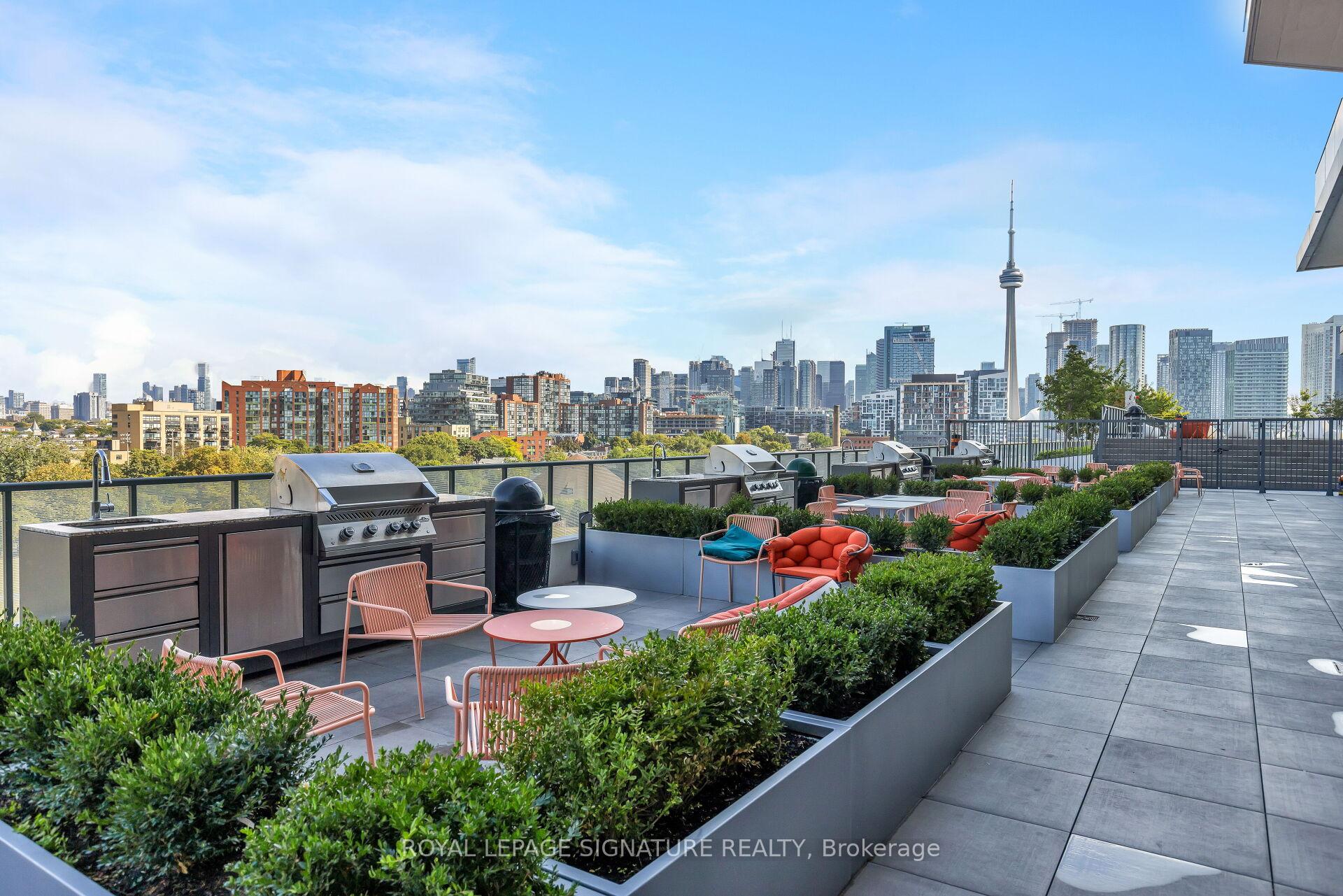2 Bedrooms Condo at 50 Ordnance, Toronto For sale