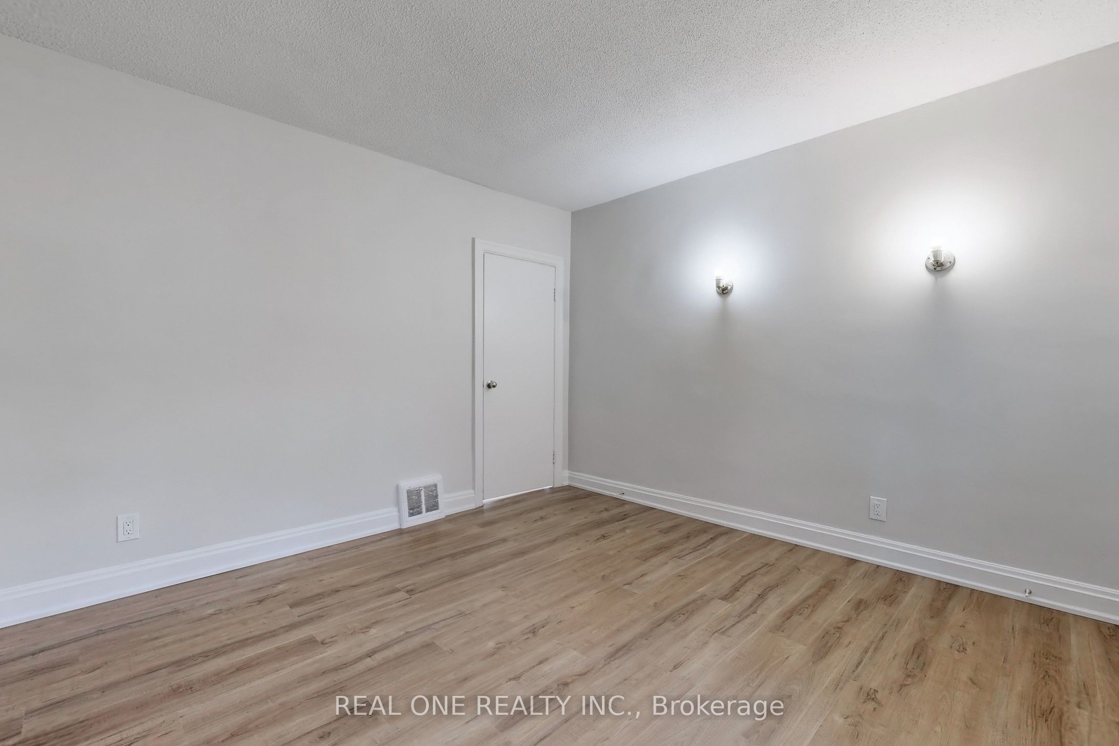 136 Gibb Street