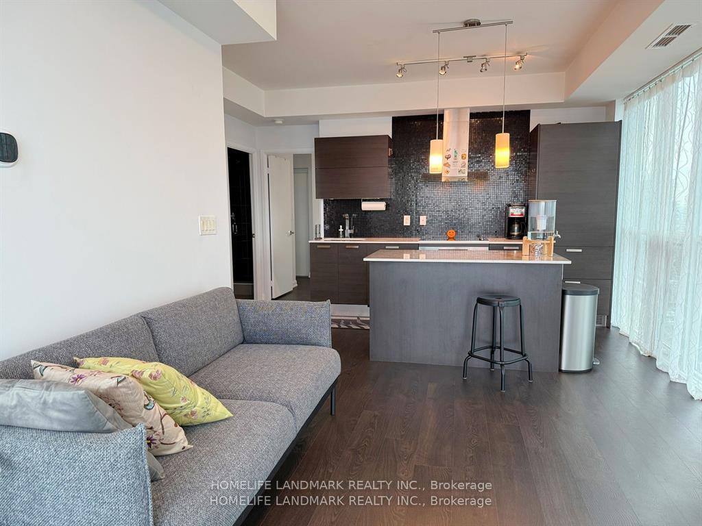 3 Bedrooms Condo at 11 Bogert, Toronto For sale