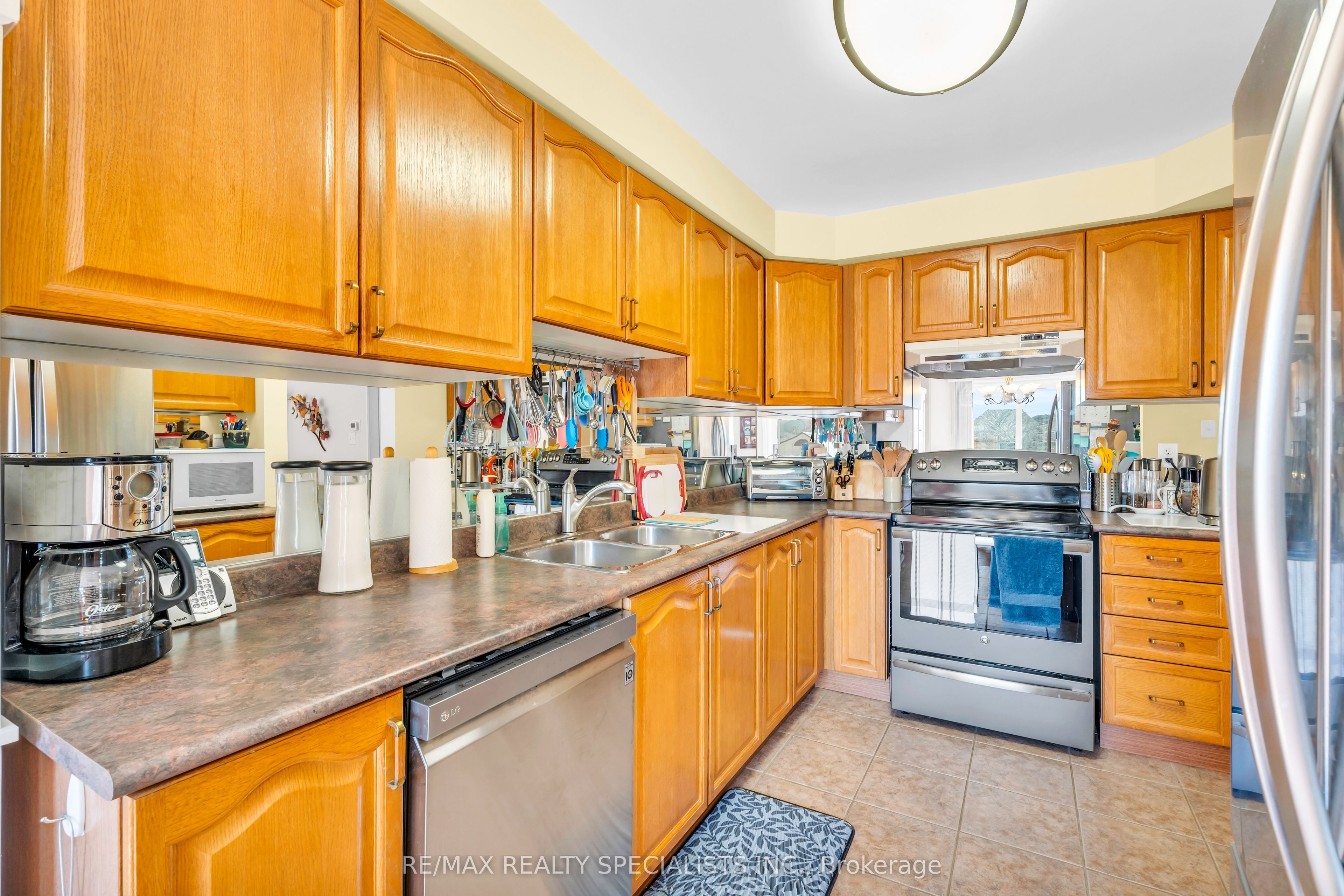 3073 Hawktail Crescent