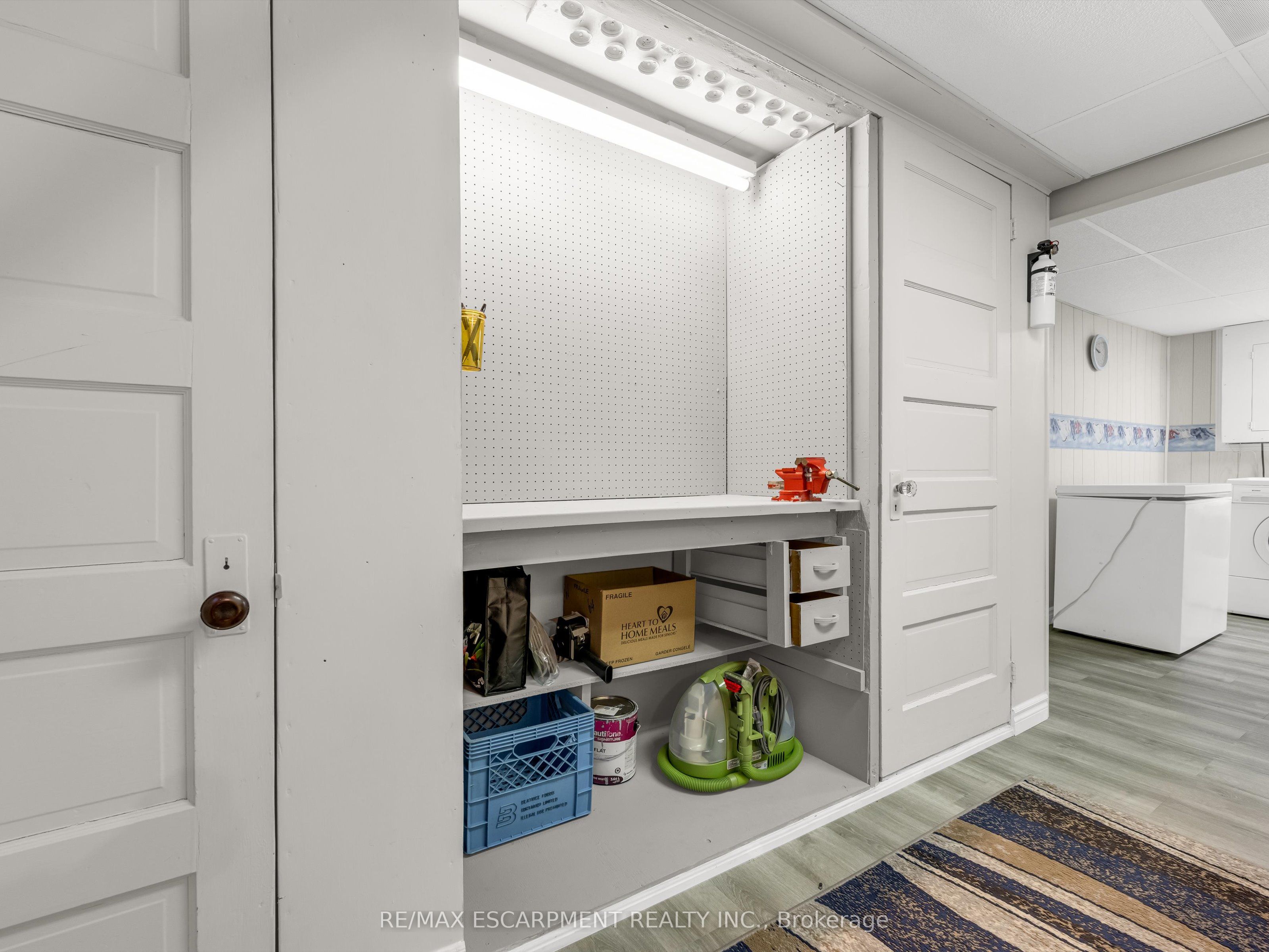 229 East 31st Street, Hamilton, ON L8V 3P6
