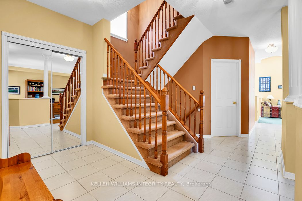 1042 Rocky Harbour Crescent