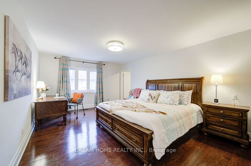 3 Moses Crescent