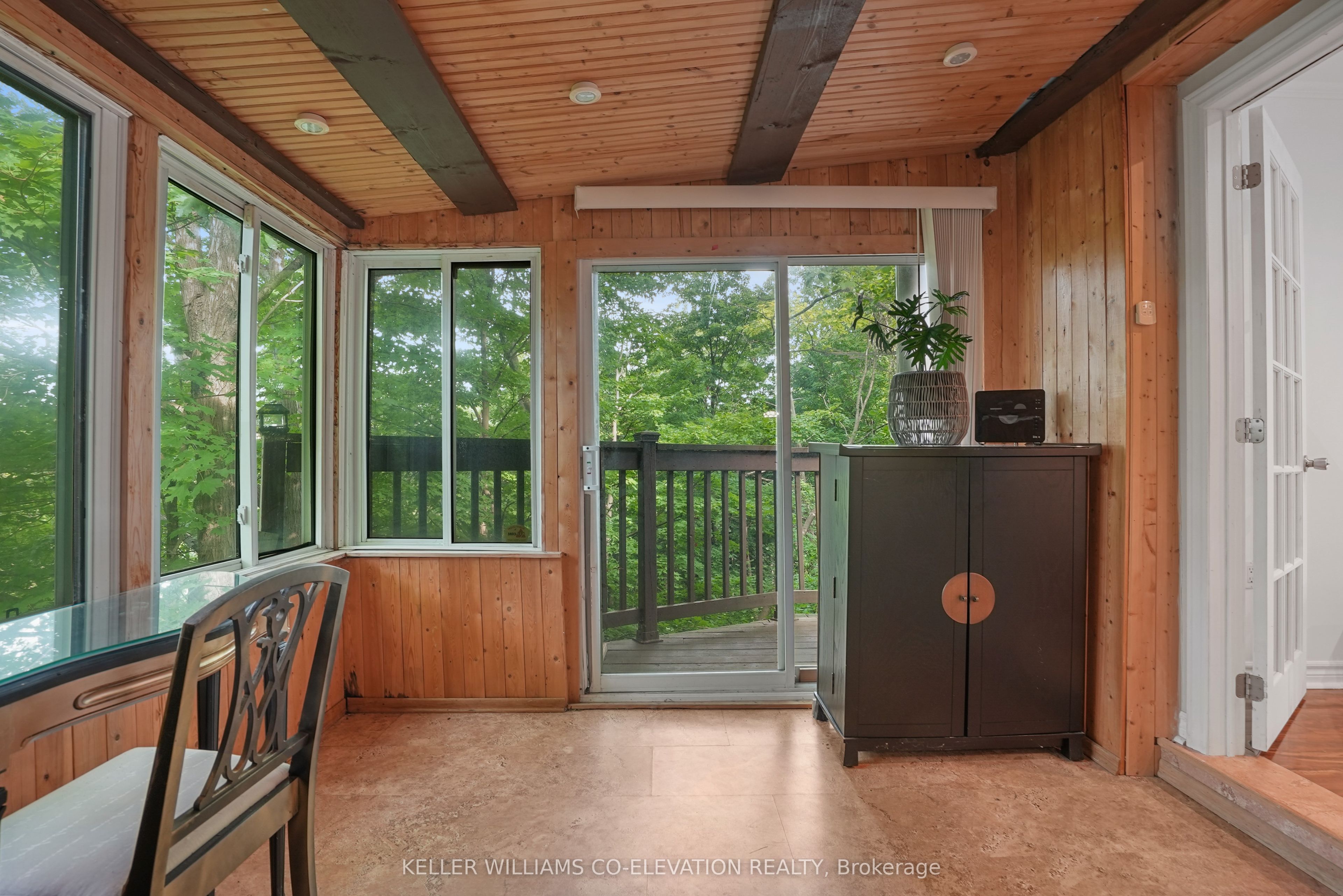 1136 Bronte Road
