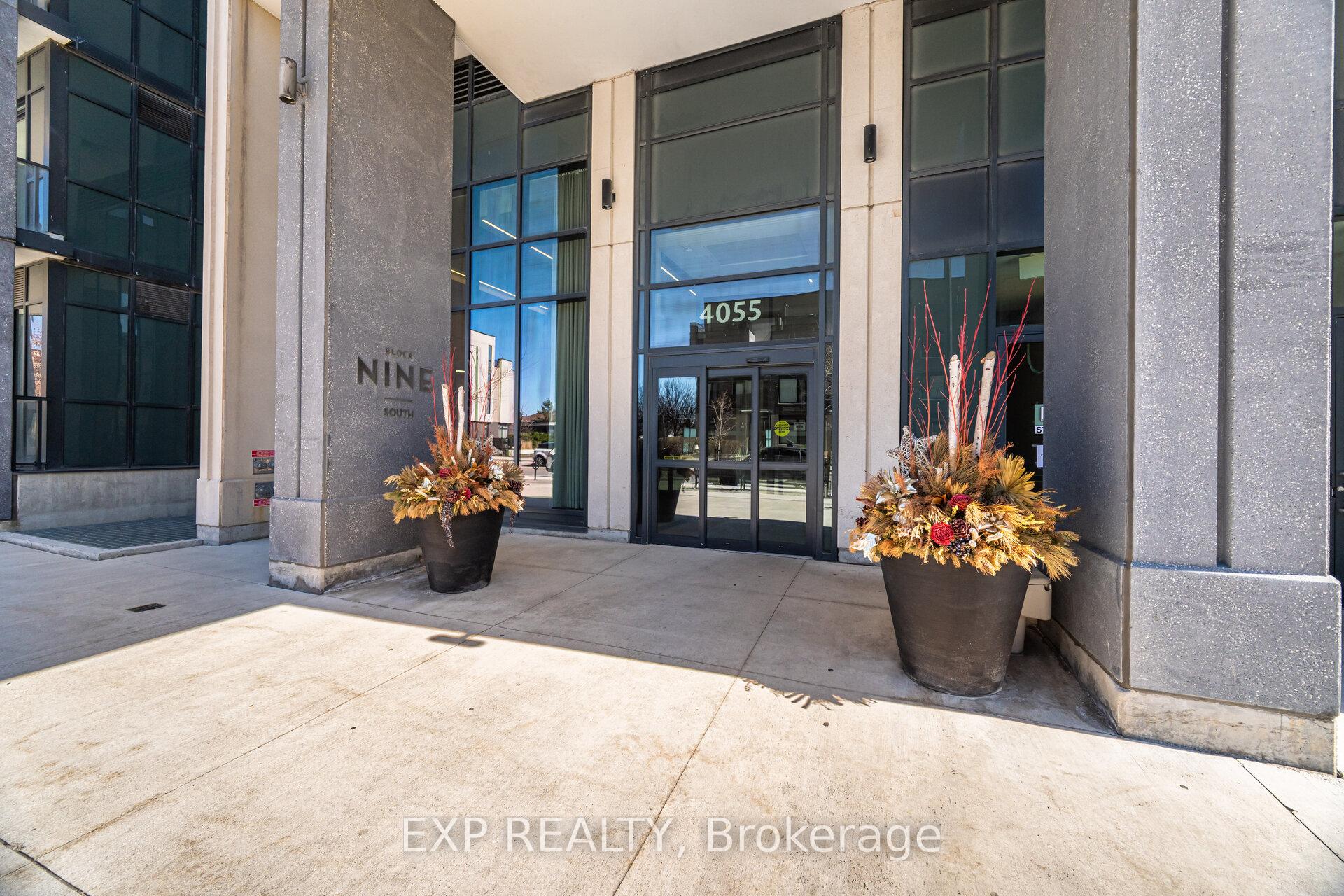 2 Bedrooms Condo at 4055 Parkside Village, Mississauga For sale