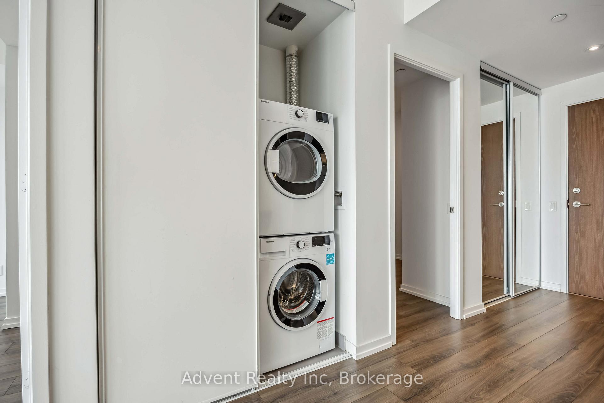 2 Bedrooms Condo at 7890 Jane,  Vaughan For sale