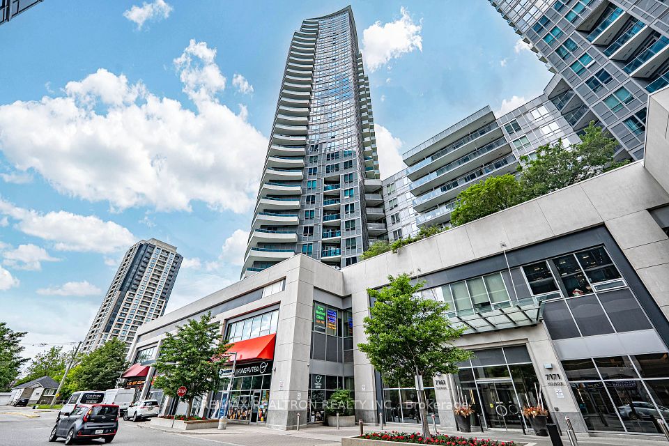 7161 Yonge
