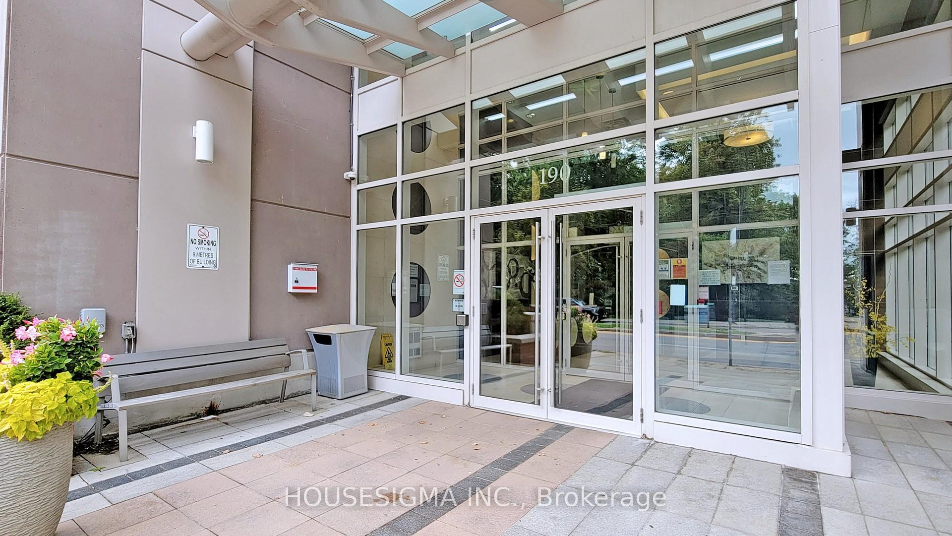 2 Bedrooms Condo at 190 Borough, Toronto For sale