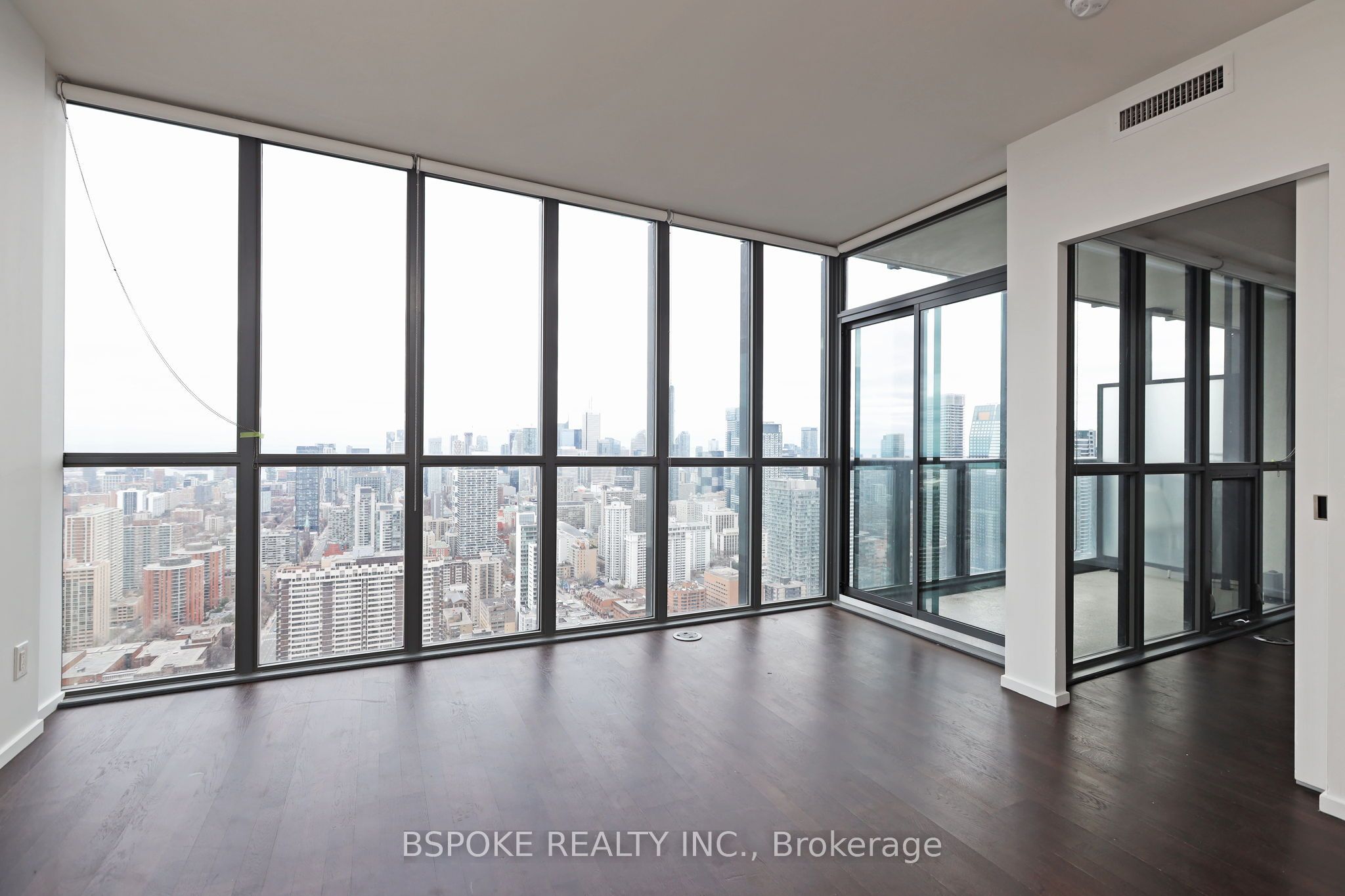 101 Charles Street E, #4402