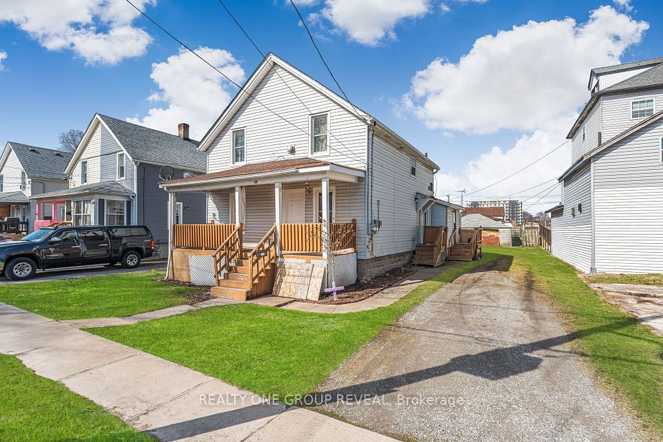 160 Fares Street, Port Colborne, ON L3K 1W2