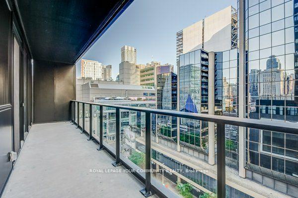 3 Bedrooms Condo at 20 Edward, Toronto For sale
