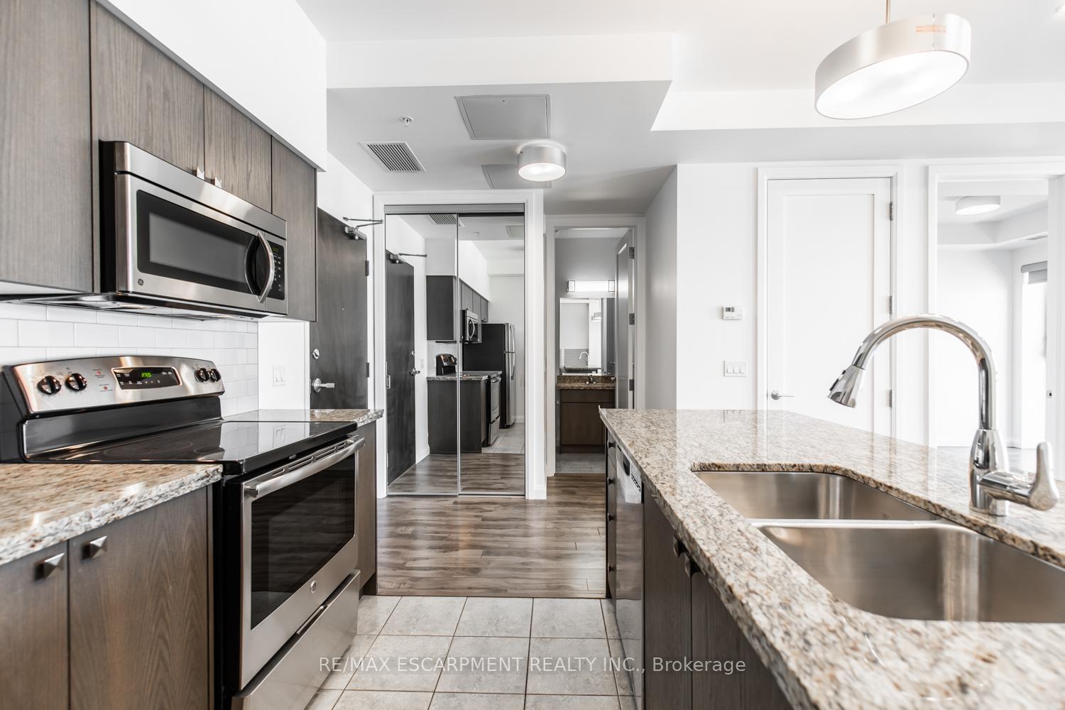 1 Bedroom Condo at 112 King, Hamilton For sale