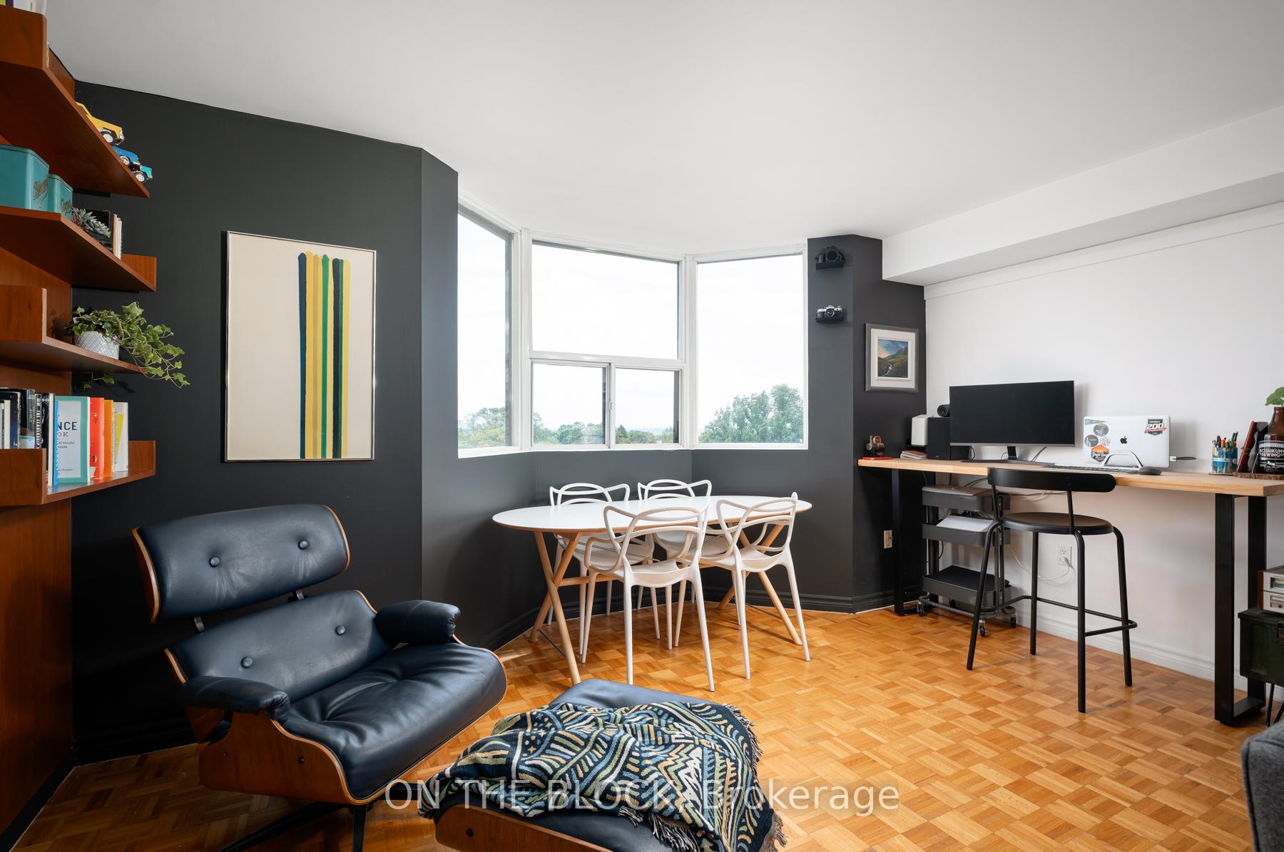 2 Bedrooms Condo at 3845 Lake Shore, Toronto For sale