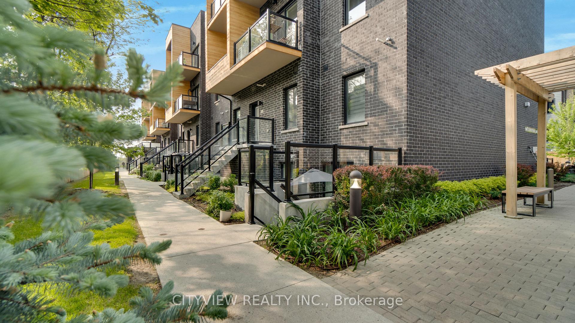 1 Bedroom Condo at 1145 Journeyman, Mississauga For sale