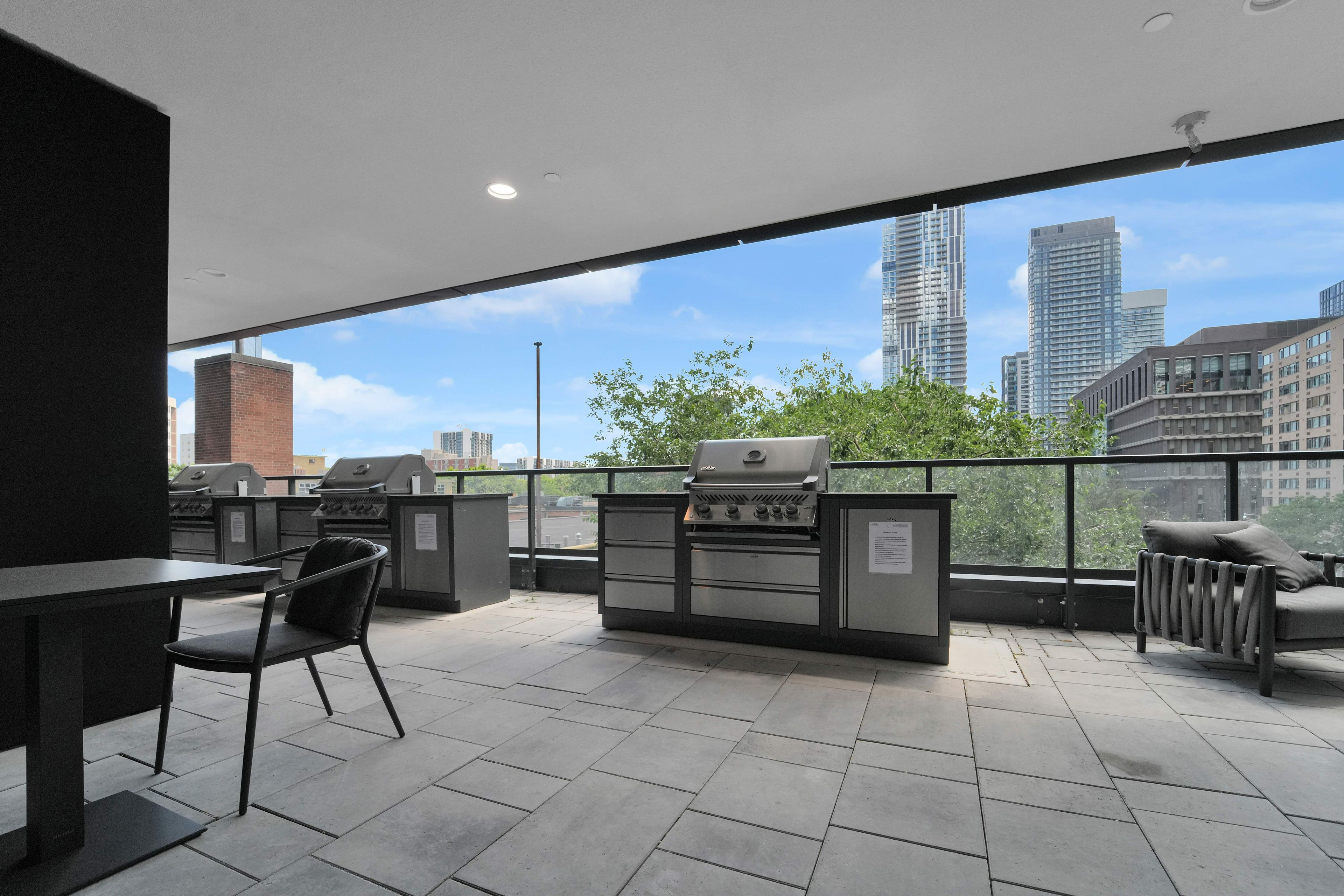 319 Jarvis Street 3307