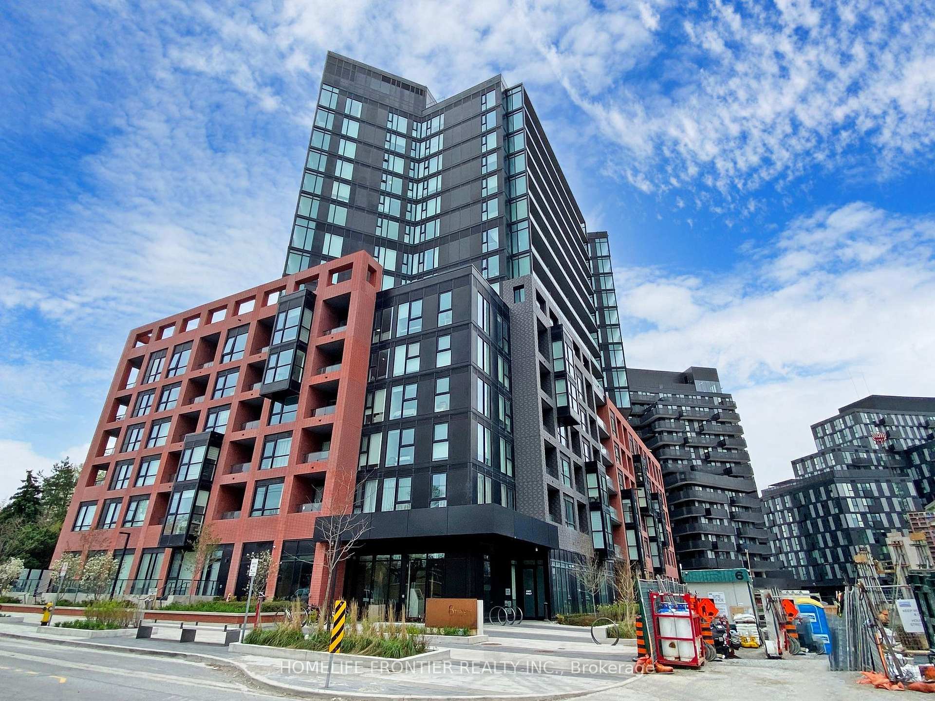 2 Bedrooms Condo at 8 Tippet, Toronto For sale