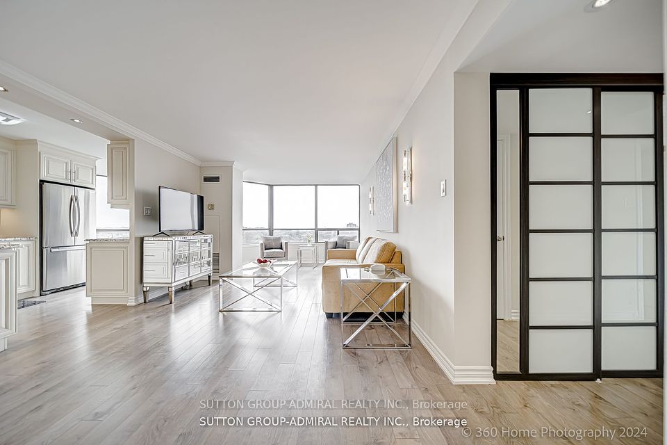 7440 Bathurst