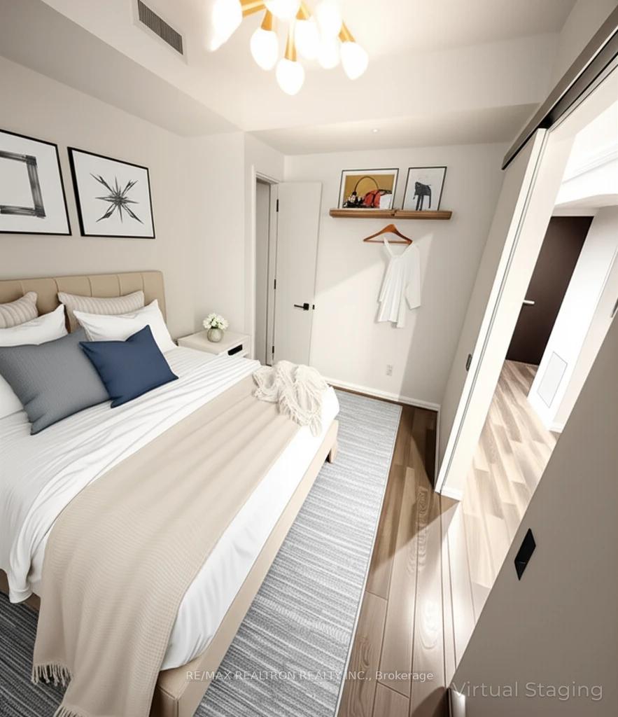 1 Bedroom Condo at 197 Yonge, Toronto For sale