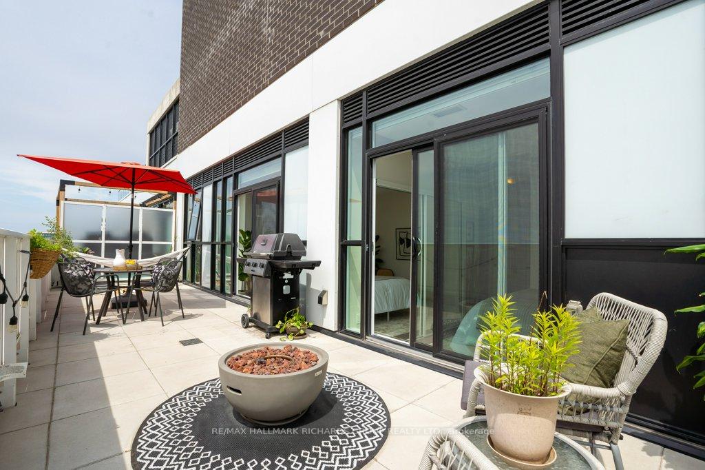 2 Bedrooms Condo at 2301 Danforth, Toronto For sale