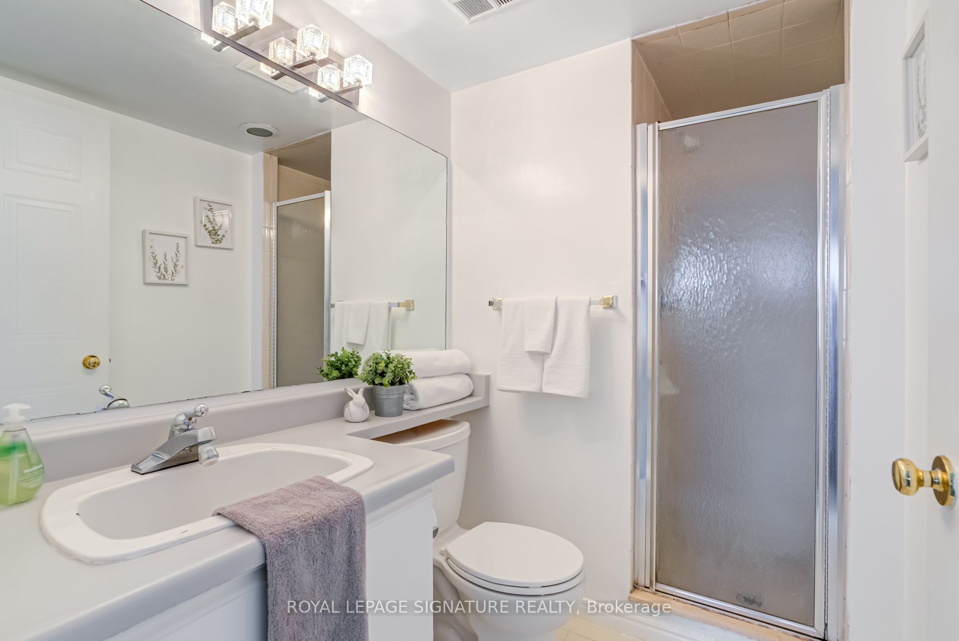 400 McLevin Avenue, #102