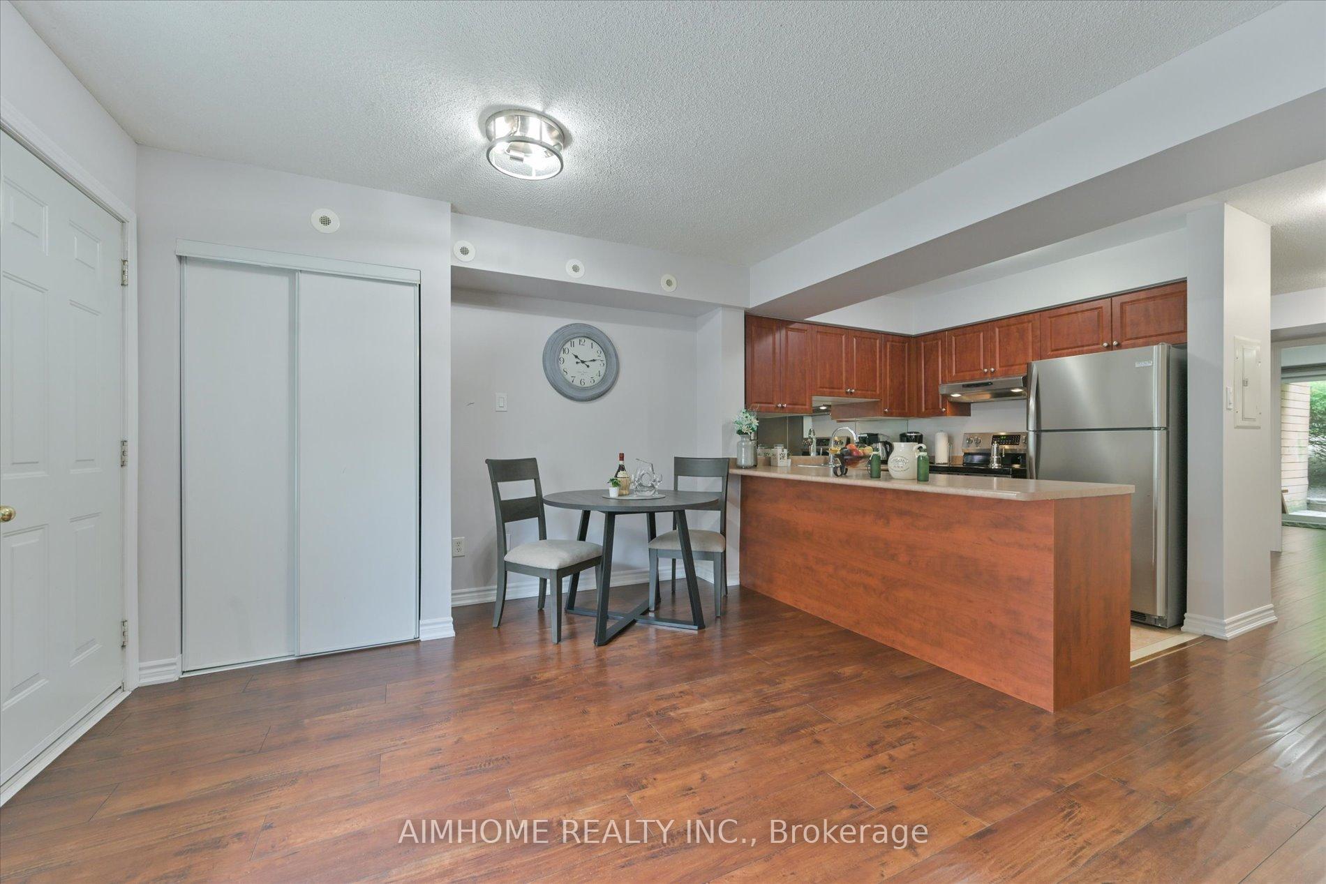 3 Bedrooms Condo at 55 George Appleton, Toronto For sale